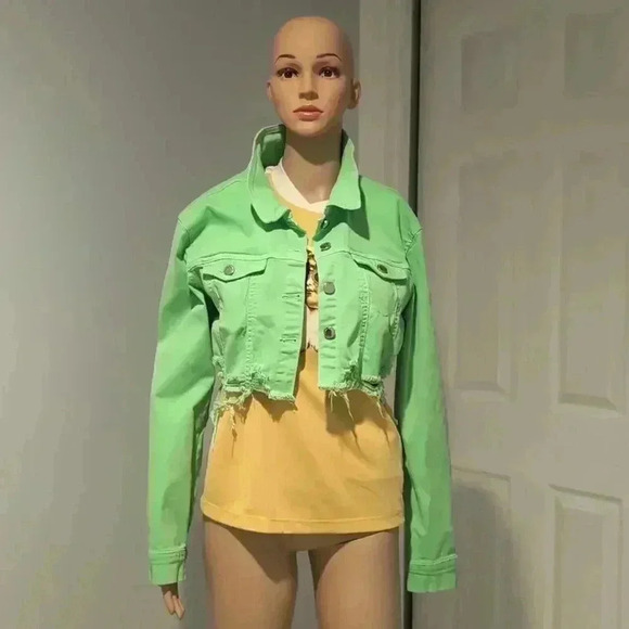 Jean jacket - Picture 1 of 5